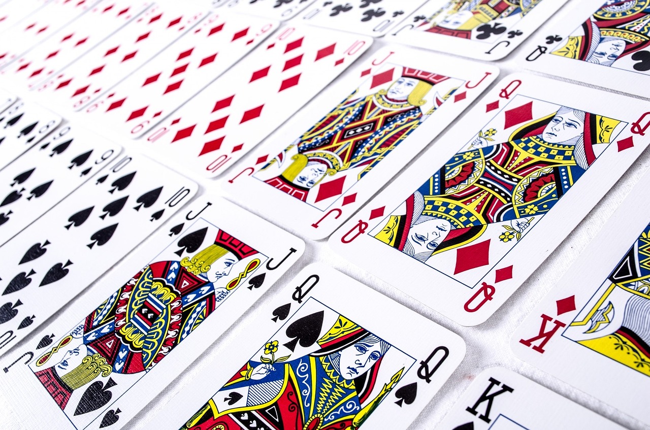 Poker Game Essentials: Critical Scenarios Where You Should Raise