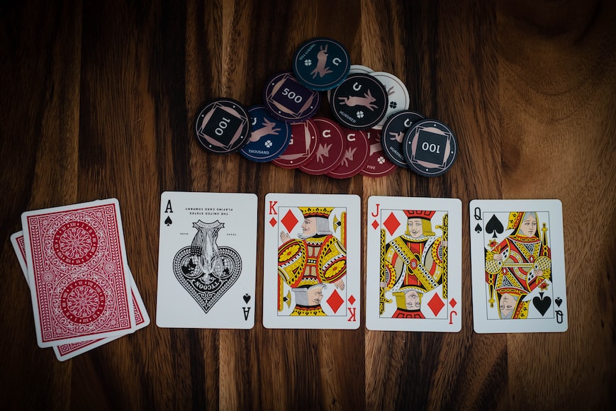 7 Ways You Can Improve Your Poker Game