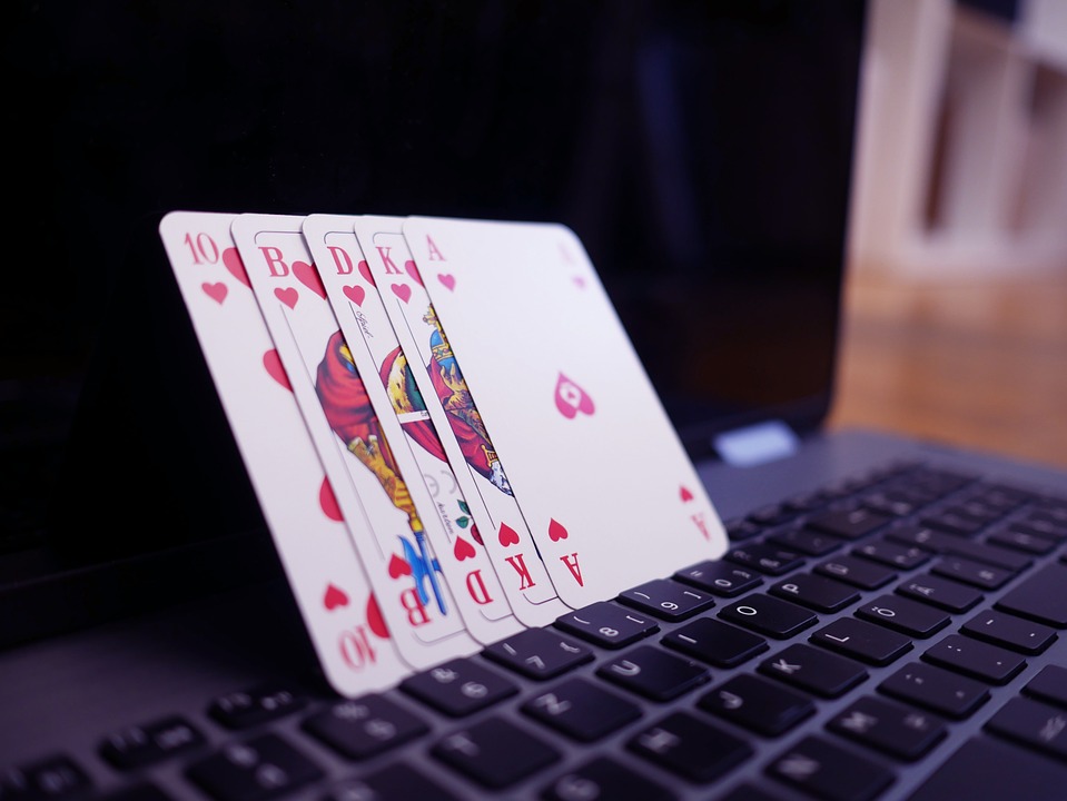 Poker Tips: Beating The Four Poker Playstyles